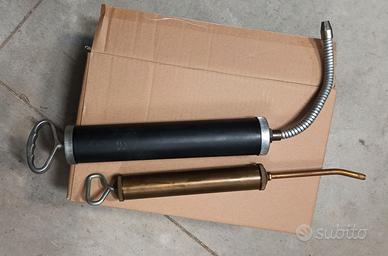 Ingrassatori a siringa