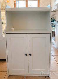 Mobile credenza