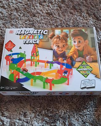 Pista magnetica macchinine con batteria e luci
