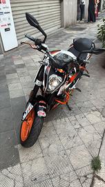 KTM DUKE 390cc