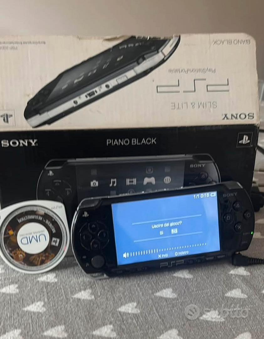PSP 2004 + 2 giochi - Console e Videogiochi In vendita a Roma