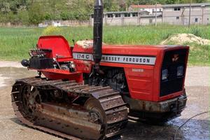 Trattore Massey Ferguson 174C