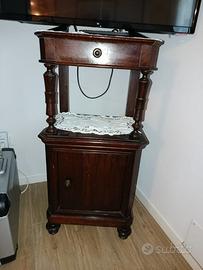 Comodino porta telefono