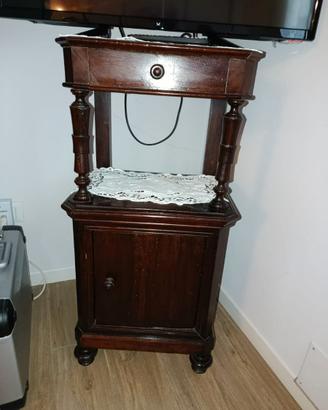 Comodino porta telefono