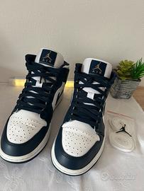 Air Jordan 1 obsidian