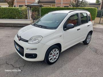 Fiat Panda 0.9 Turbo Natural Power Easy Neopatenta