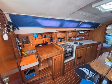 JEANNEAU SUN LIGHT 30 "BLISS" - 1989 vela