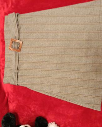 Minigonna elegante gessato con fibbia