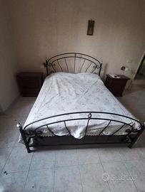 Camera matrimoniale con accessori in omaggio