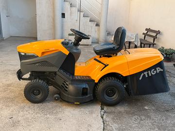 Trattorino tagliaerba