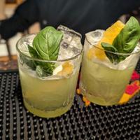 Barman, barista, cameriere, aiuto pizzaiolo