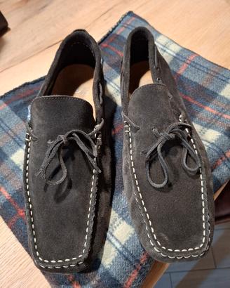 mocassini in camoscio n.43 e 1/2