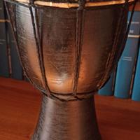 Djembe africano in legno e battente in vera pelle