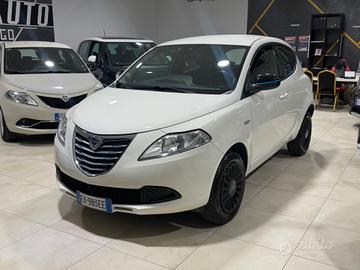 Lancia Ypsilon 0.9 TwinAir 85 CV 5 porte Metano Ec