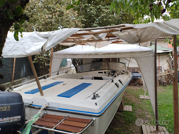 Motoscafo con motore, selva 40/70