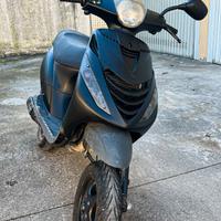 Piaggio Zip 50