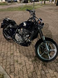 Honda VF 750 C Supermagna