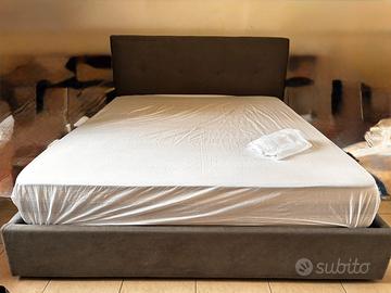 Letto matrimoniale con contenitore