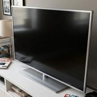TV SAMSUNG UE48JU6410U Full HD con difetto