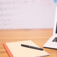 Ufficio arredato in parco fibra giga posti auto