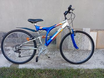 Mountain Bike Windriver Skrapper SX 26" 18 Velocit