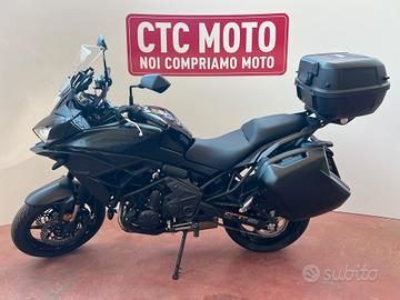 Kawasaki Versys 650 Tourer 2023 soli 8000km