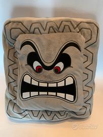 Peluche Nintendo originale thwomp