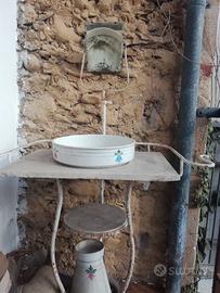 Mobile toeletta antico