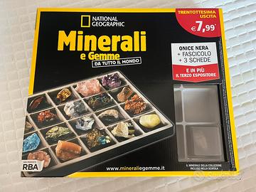 Espositore di gemm e minerali