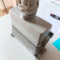 Connettore industriale 24 poli