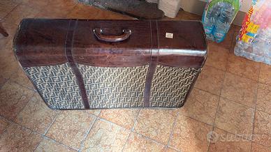 valigia fendi vintage
