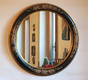SPECCHIO ROTONDO CON CORNICE IL LEGNO DECORATA