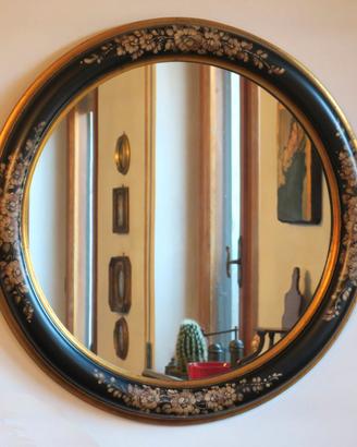 SPECCHIO ROTONDO CON CORNICE IL LEGNO DECORATA