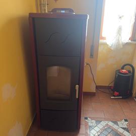 Stufa a pellet idro laminox