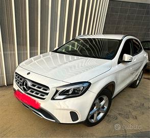 Gla 180d automatic sport