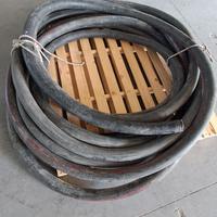 Tubo per scarico carburanti .