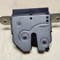 Grande punto, serratura