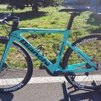 Bici da corsa Bianchi Aria 2018