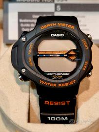 Orologio con profondimetro Casio SNK-100