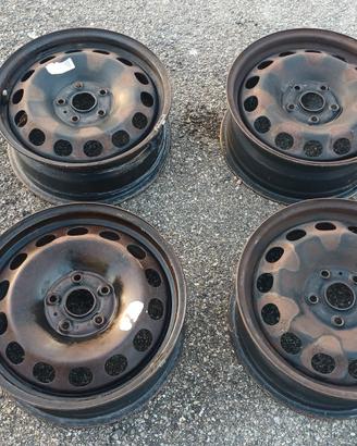 4 cerchi in ferro 16" 5x112 VW audi skoda