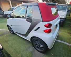 Smart ForTwo 1000 52 kW MHD cabrio pulse