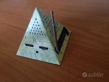 Radio SVEGLIA am/fm a batteria Piramide EGITTO