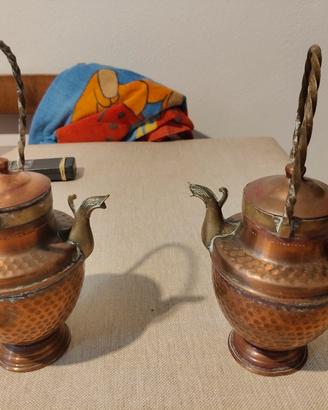 piccole brocche in rame