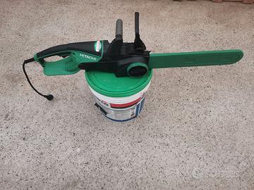 Elettrosega Hitachi 2000W modello CS 40Y
