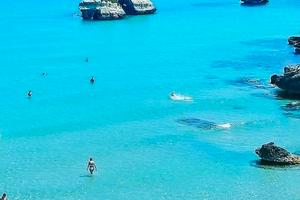 Settembre torre dell' orso a 100 MT dalla spiaggia