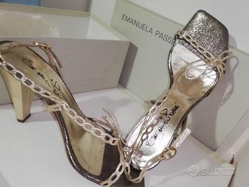 Sandali  donnac con pochette abbinata