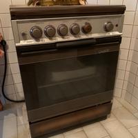 Cucina a gas 4 fuochi e forno ZOPPAS