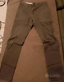 pantaloni grigi Stussy