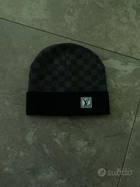 cappellino louis vitton