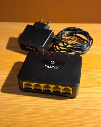 Switch di rete  5 porte Gigabit Ethernet